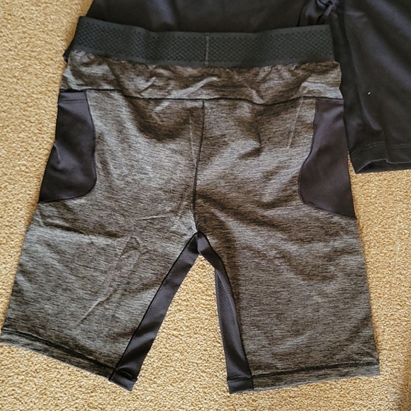 Shorts - Picture 4 of 4